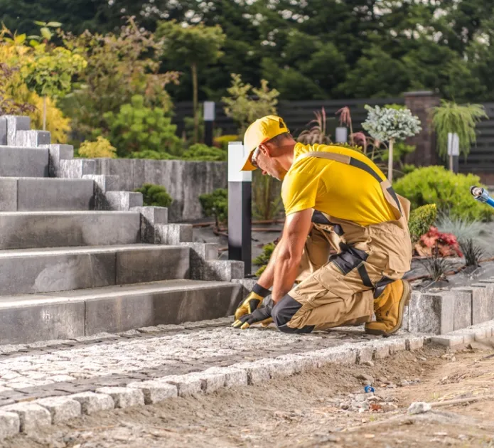 Courtier en travaux à Tournières